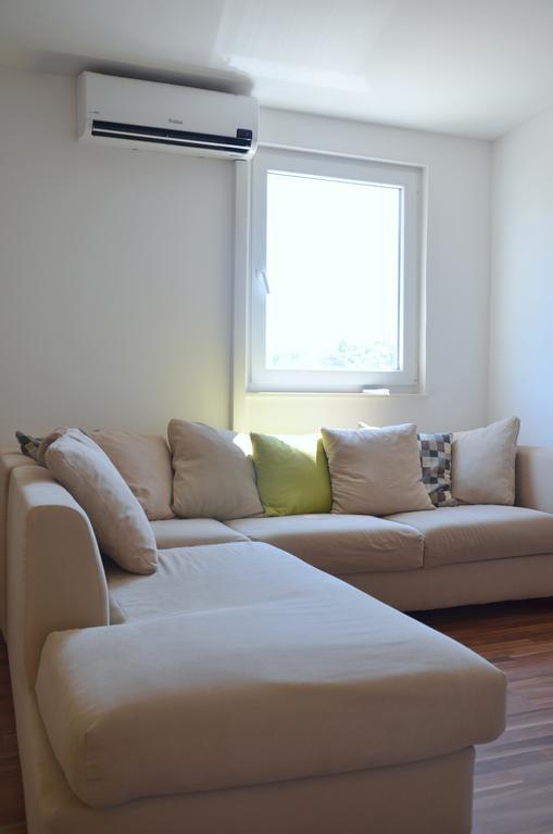 Ferienwohnung Apartman Medit Vir Exterior foto