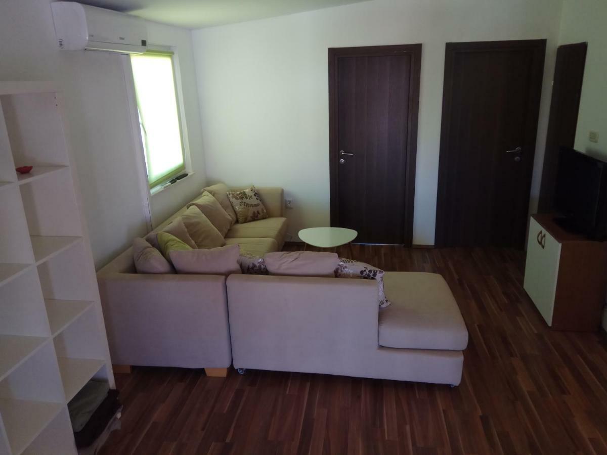 Ferienwohnung Apartman Medit Vir Exterior foto